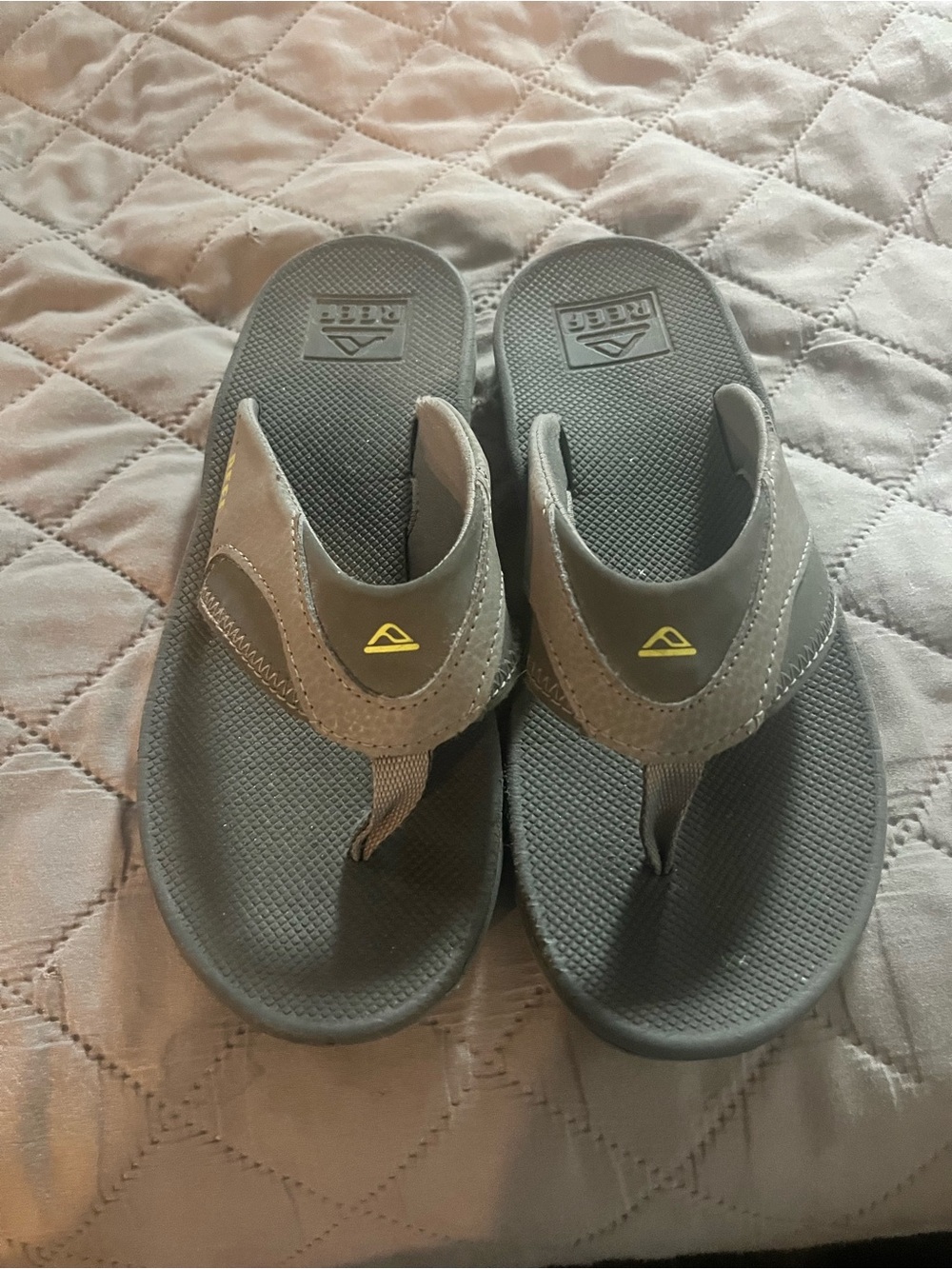 Reef Kids Gray Flip-Flop Sandals with Yellow Accent